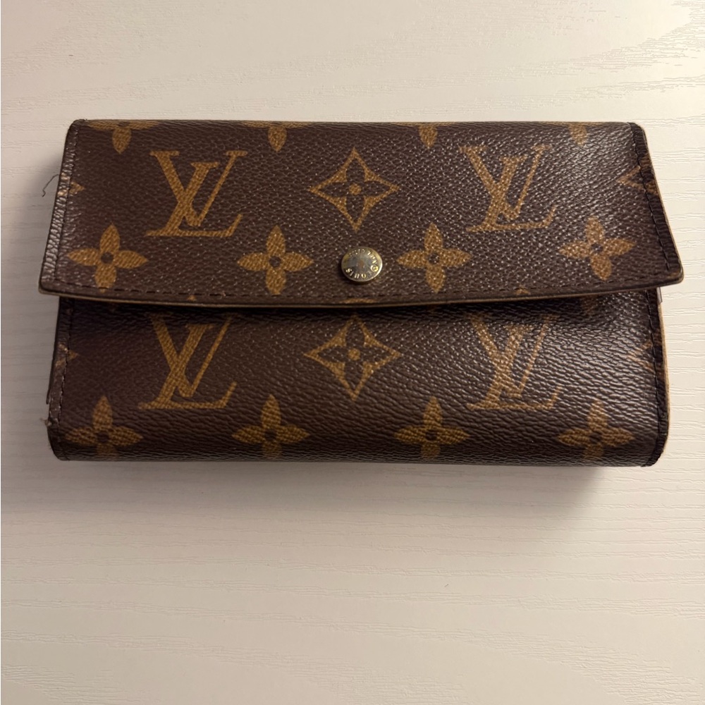 Louis Vuitton Brown Monogram Clutch